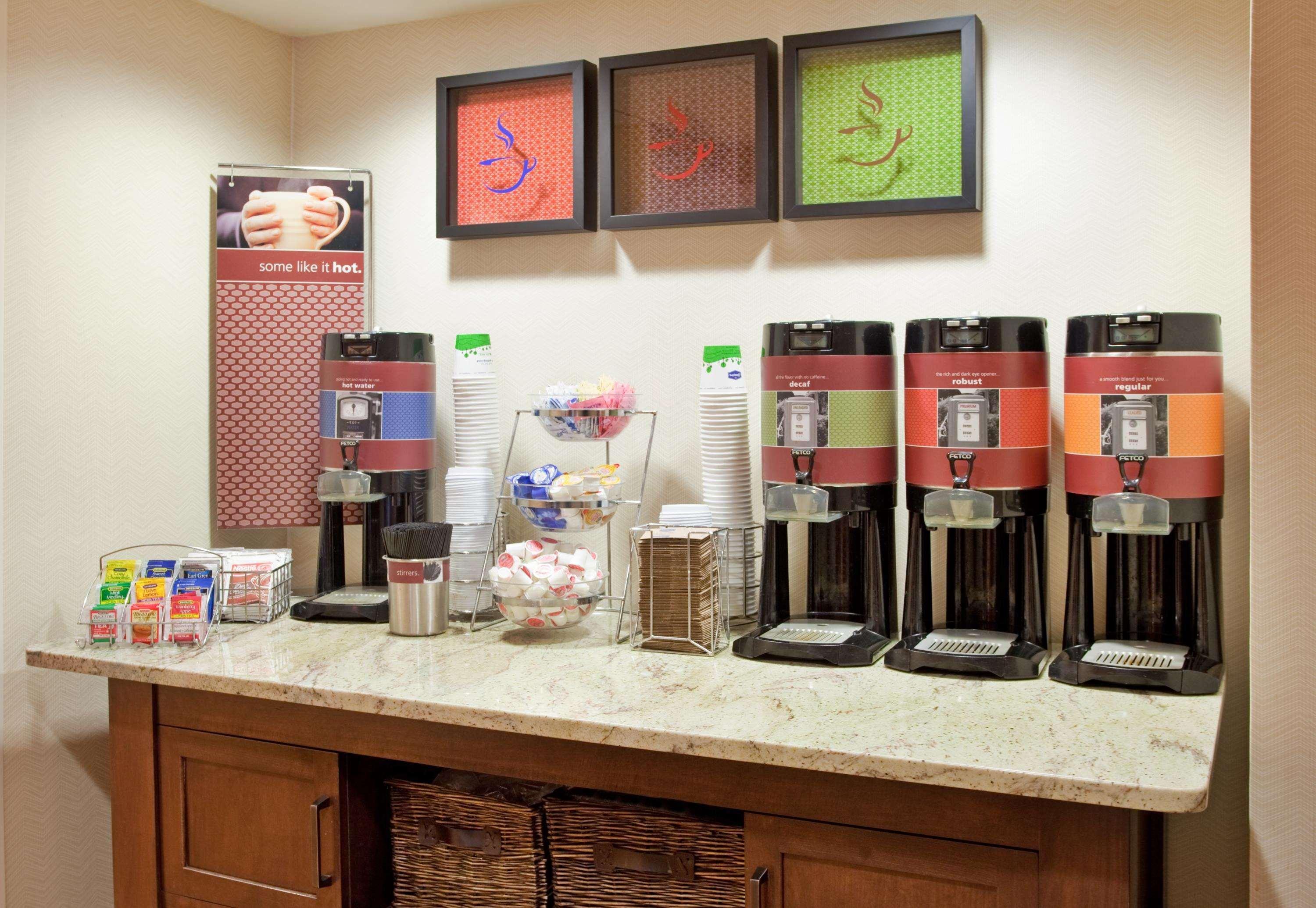 Hampton Inn Pittsburgh/Airport Moon Township Bagian luar foto
