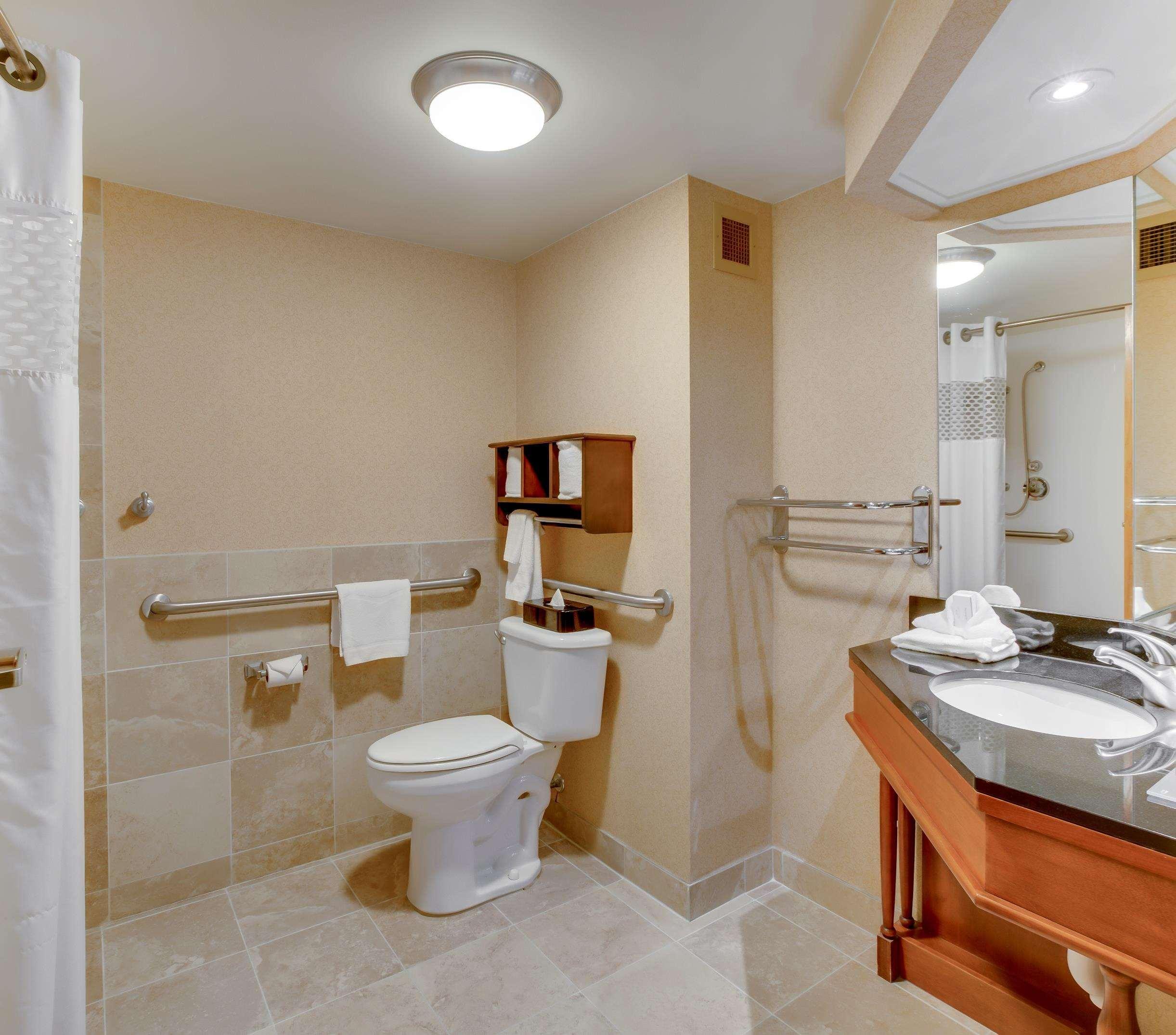 Hampton Inn Pittsburgh/Airport Moon Township Bagian luar foto