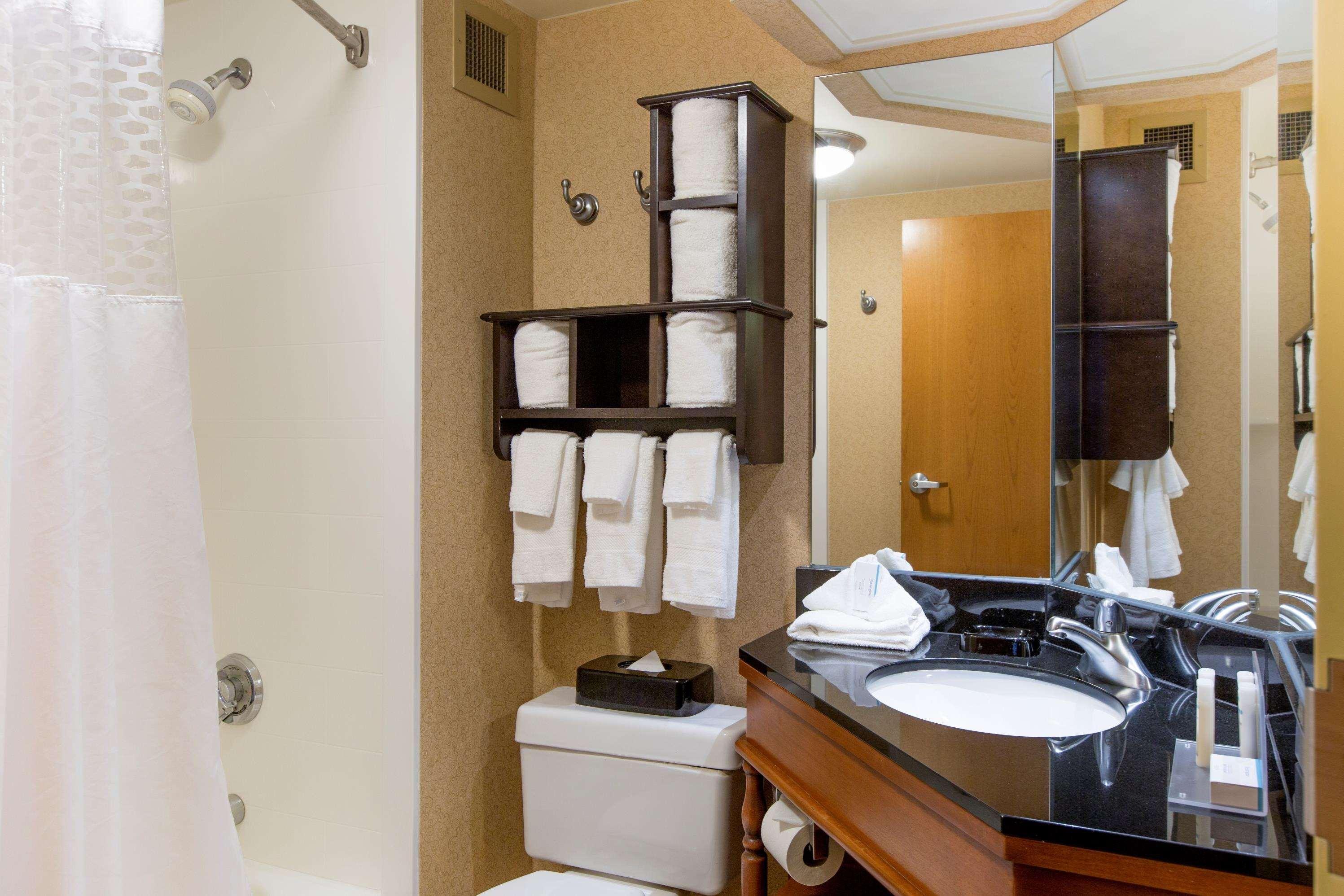 Hampton Inn Pittsburgh/Airport Moon Township Bagian luar foto