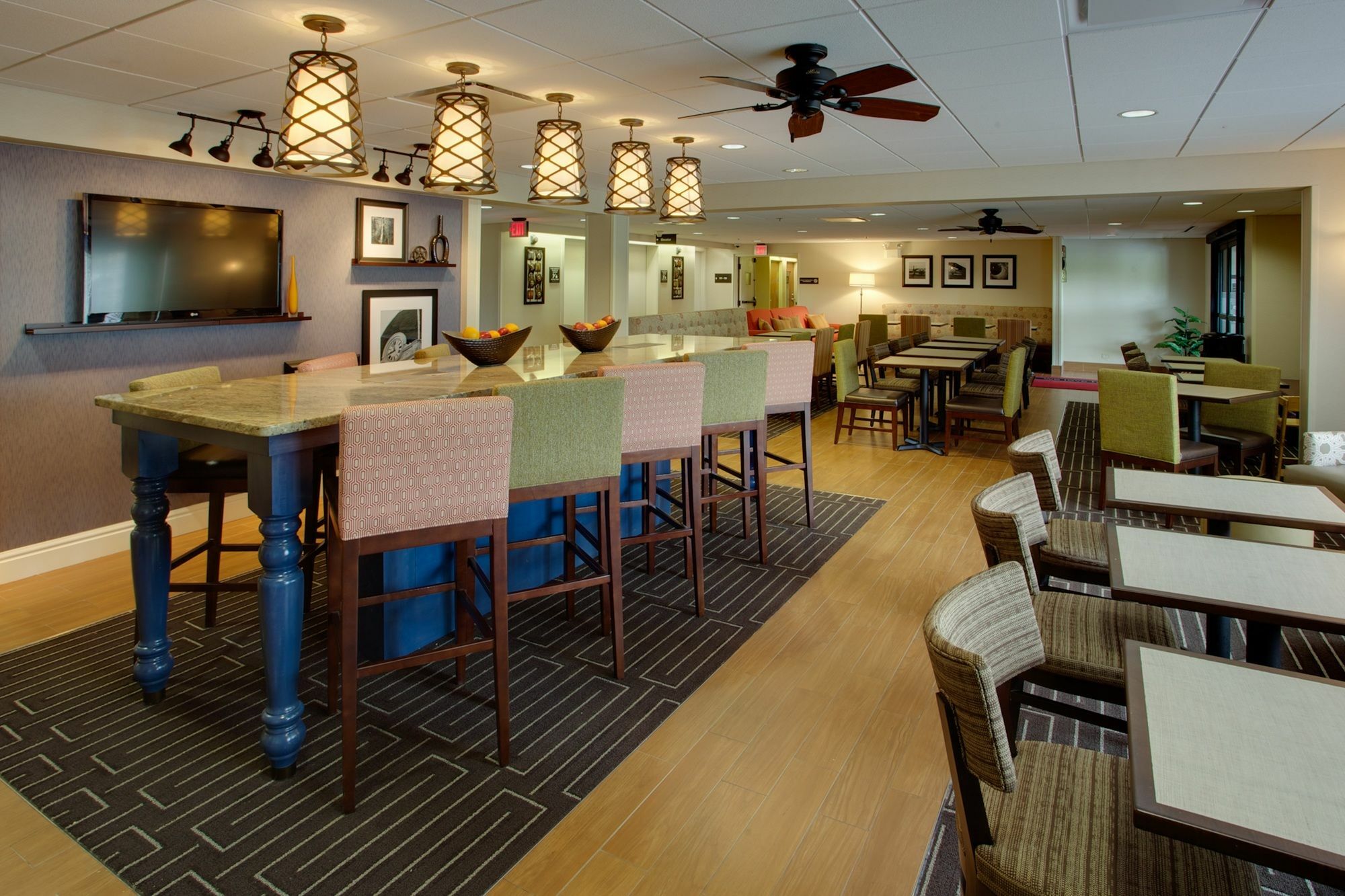 Hampton Inn Pittsburgh/Airport Moon Township Bagian luar foto